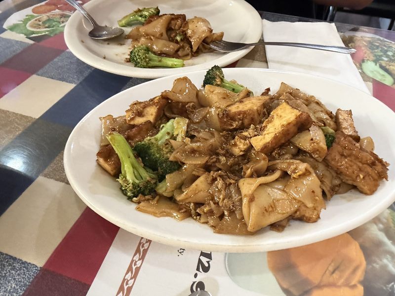Amazing Thai Cuisine food